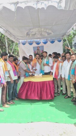 ఖైత్లాపూర్ డివిజన్‌లో ఘనంగా రాజీవ్ గాంధీ 82వ జయంతి వేడుకలు కలికోట శంకర్*